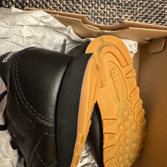 Black Reebok classic - Picture 5 of 5